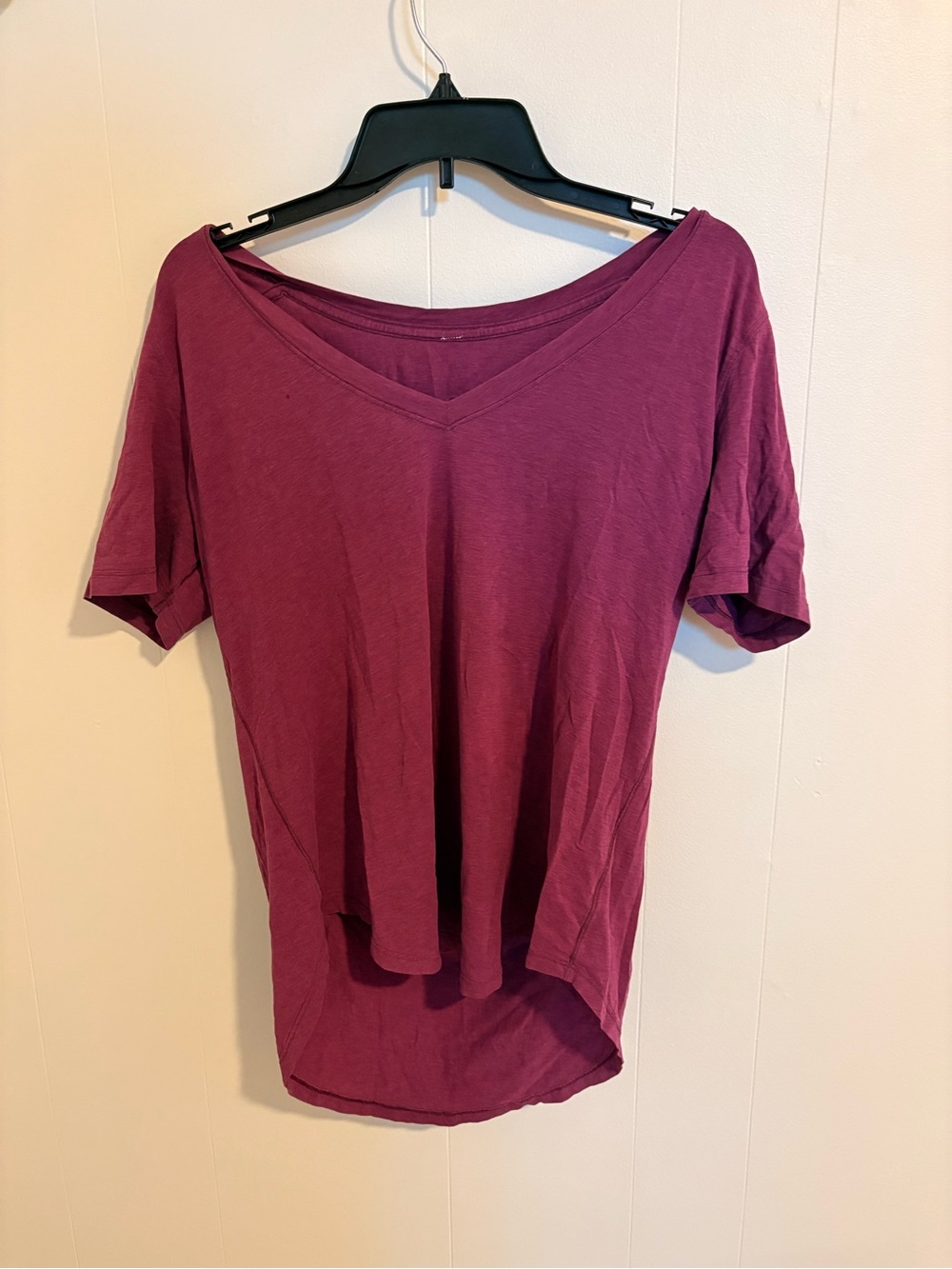 lululemon athletica Short Sleeve V-Neck Tee - Wine Berry